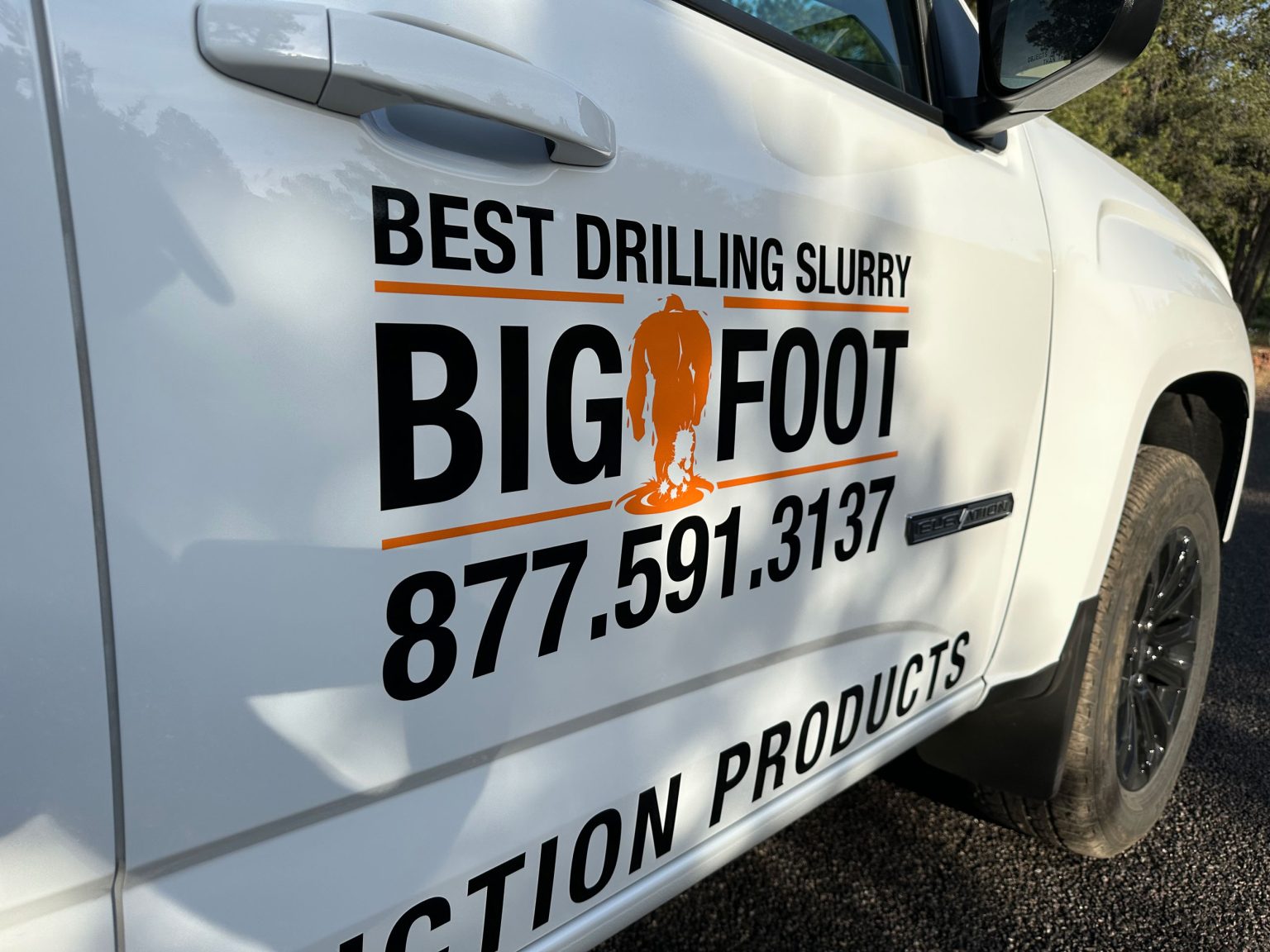Sedona-Sign-Company-Big-Foot-Vinyl-Lettering-Vehicle-Graphics-28