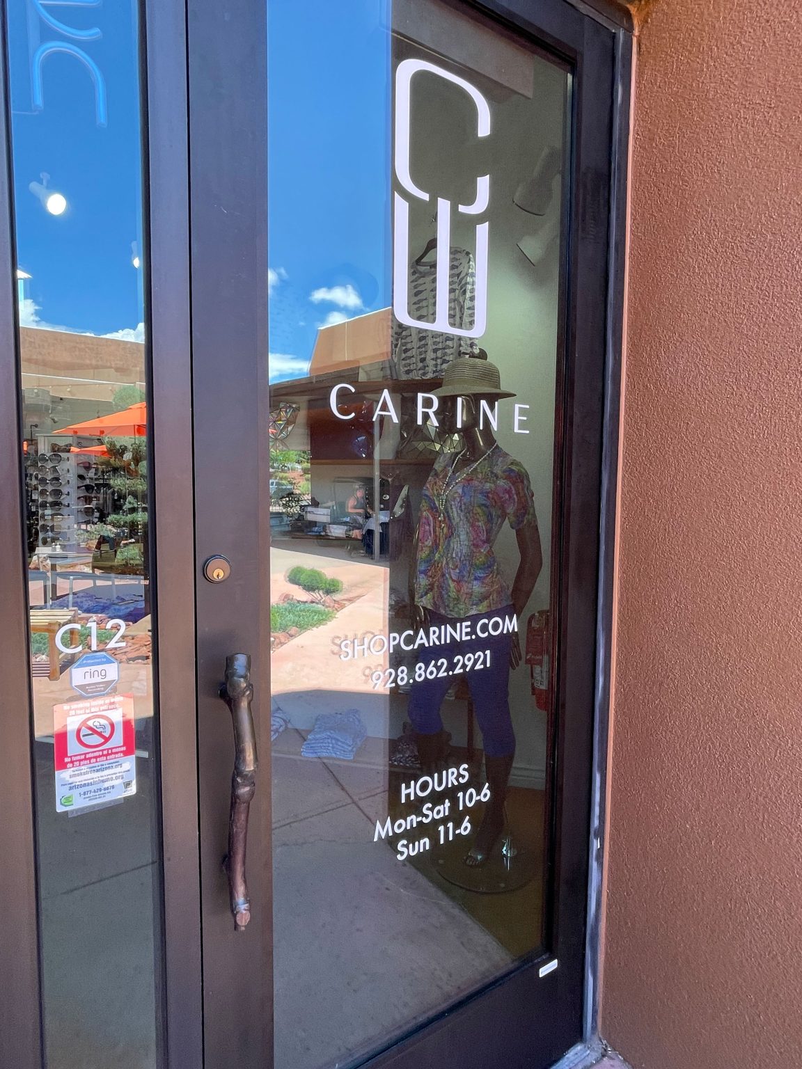 Sedona-Sign-Company-Carine-Pinion-Pointe-Hyatt-Sedona-Cut-Vinyl-Window-Graphics-30