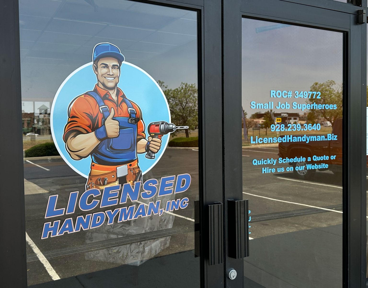 Sedona-Sign-Company-Licensed-Handyman-Print-and-Cut-Window-Graphics-10