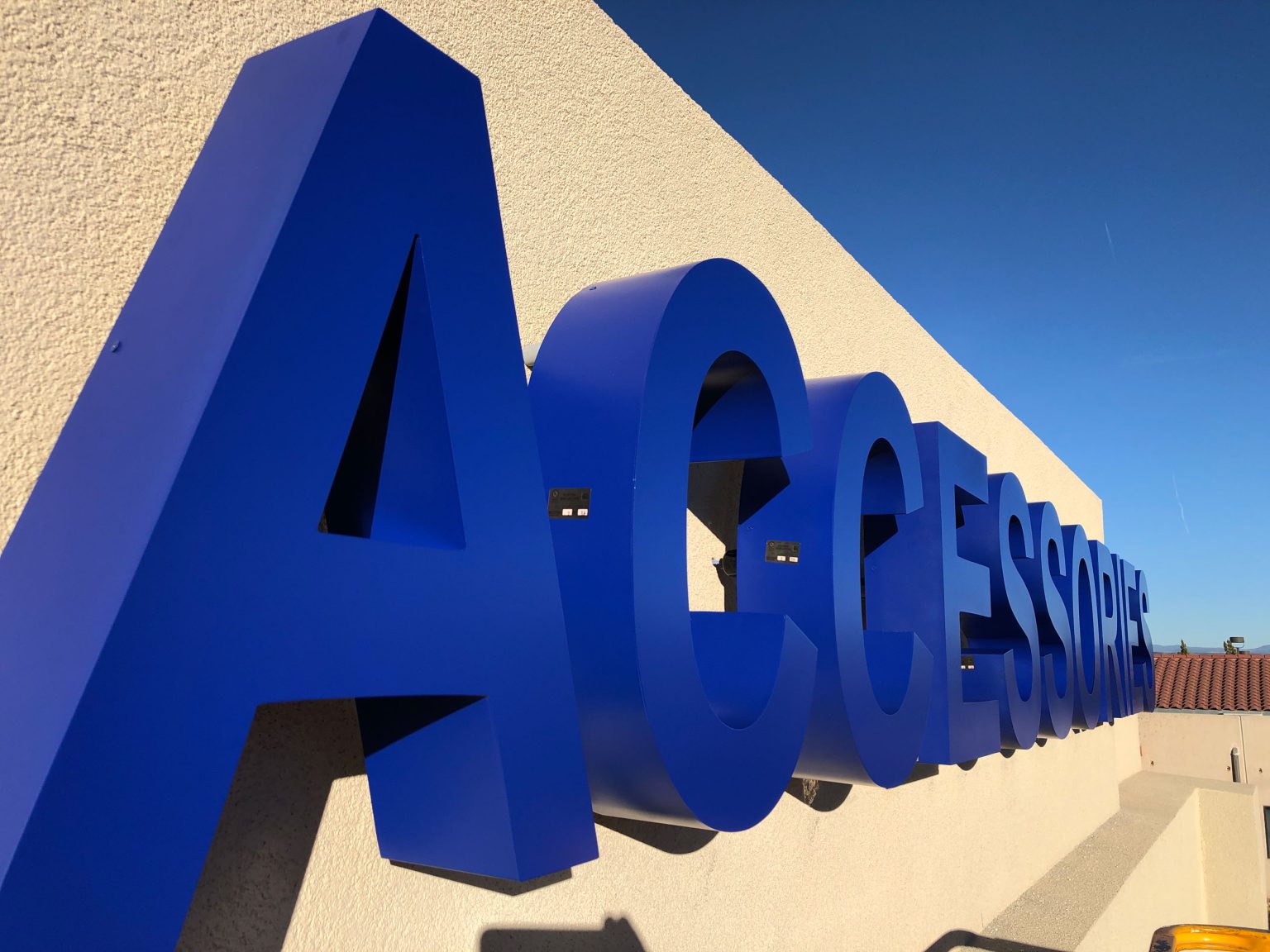 Sedona-Sign-Company-Oxendale-Cottonwood-Arizona-Reverse-Lit-Channel-Letters-19