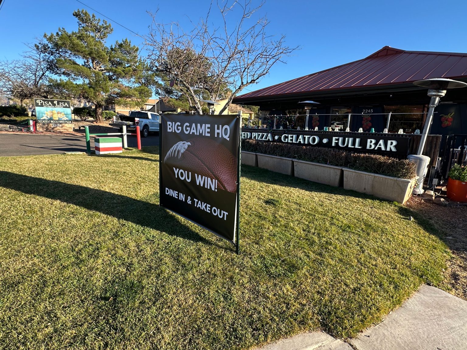 Sedona-Sign-Company-Pisa-Lisa-Banner-20