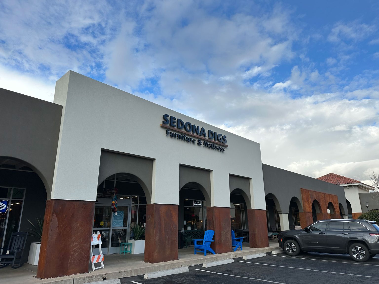 Sedona-Sign-Company-Sedona-Digs-Reverse-Lit-Channel-Letters-4
