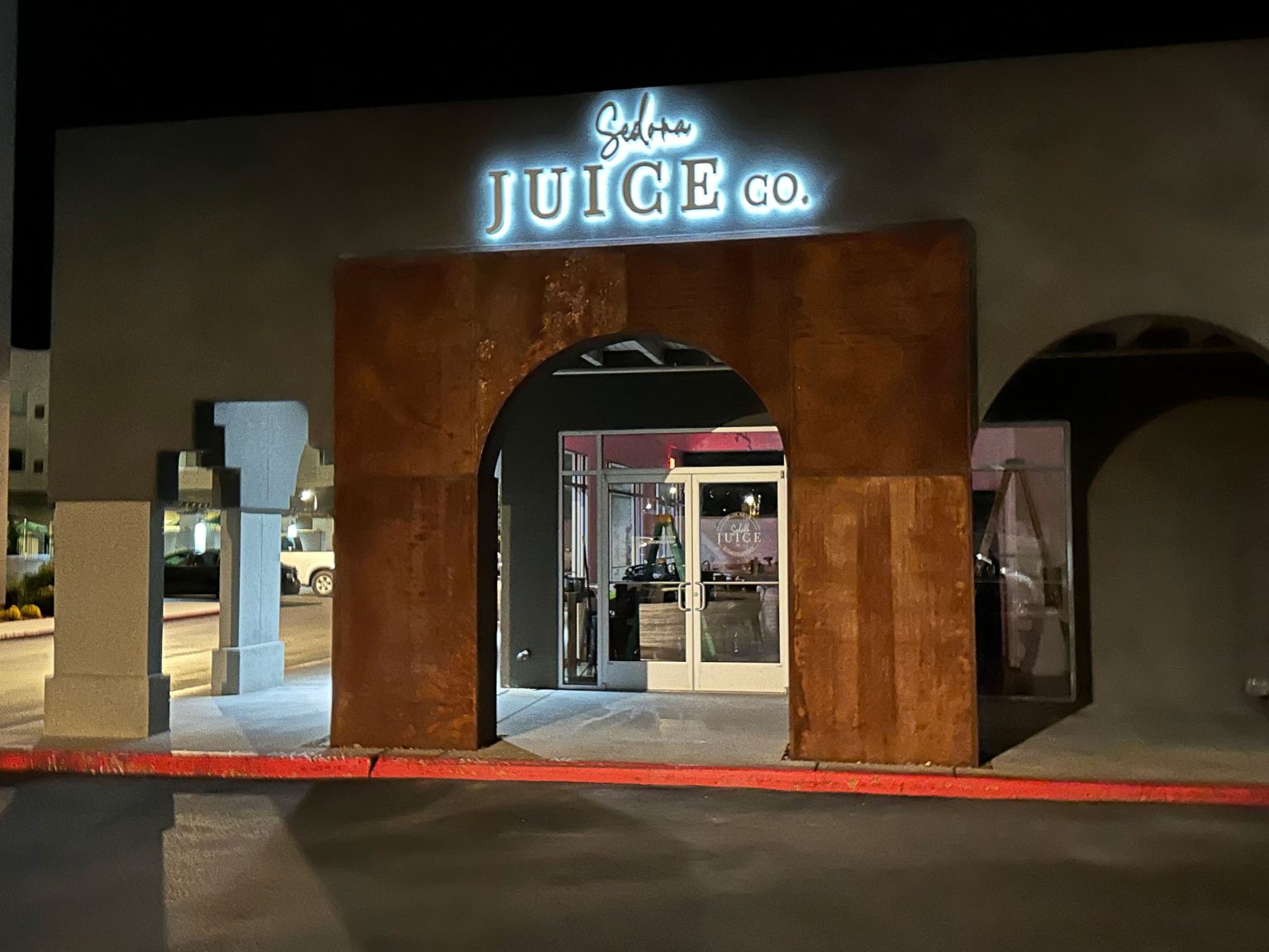 Sedona-Sign-Company-Sedona-Juice-Company-Channel-Letters-11