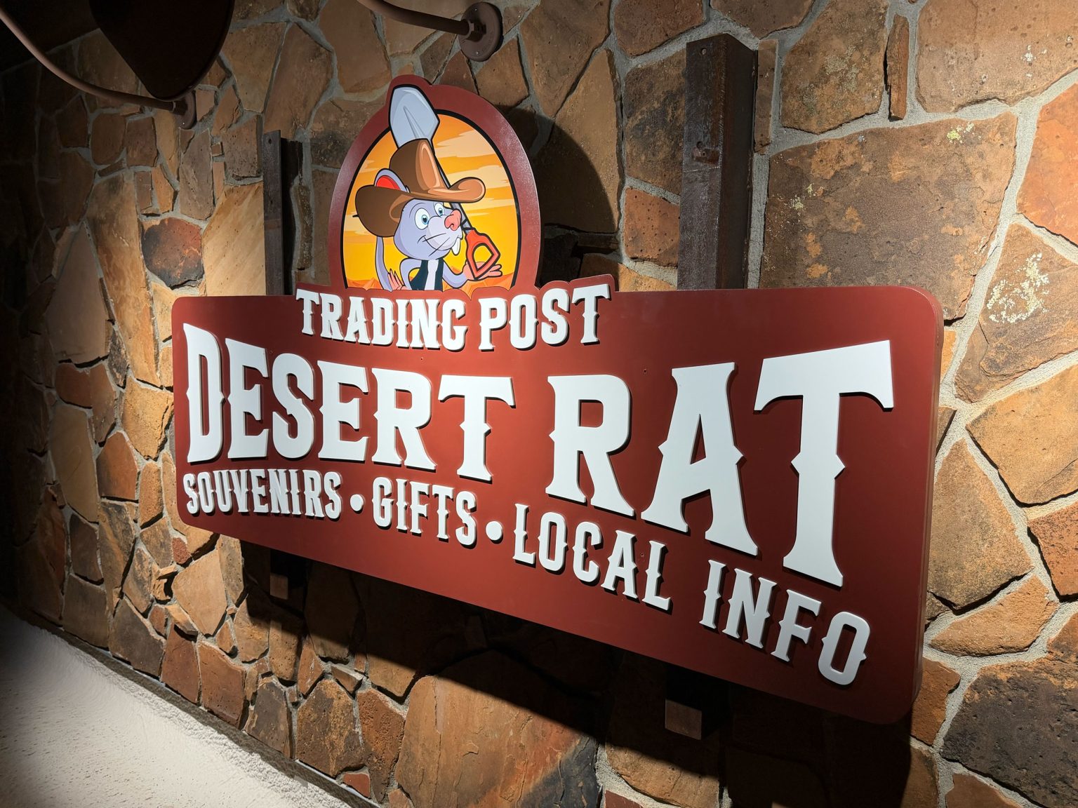 Sedona-Sign-Company-desert-rat-sign